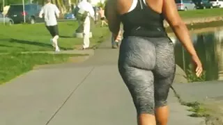 Chesty latina vilioja vyras ne kurortas