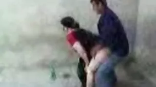 Brandaus amžiaus moteris, davė sau Rusijos kaimynas po CuNi