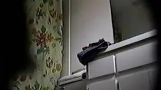 Nakvynės namuose jauni svečiai pradėjo Gangbang