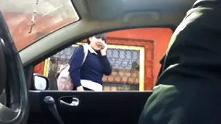 Dušas, Raguotas Moteris glamonėja didžiuliai papai ir clit